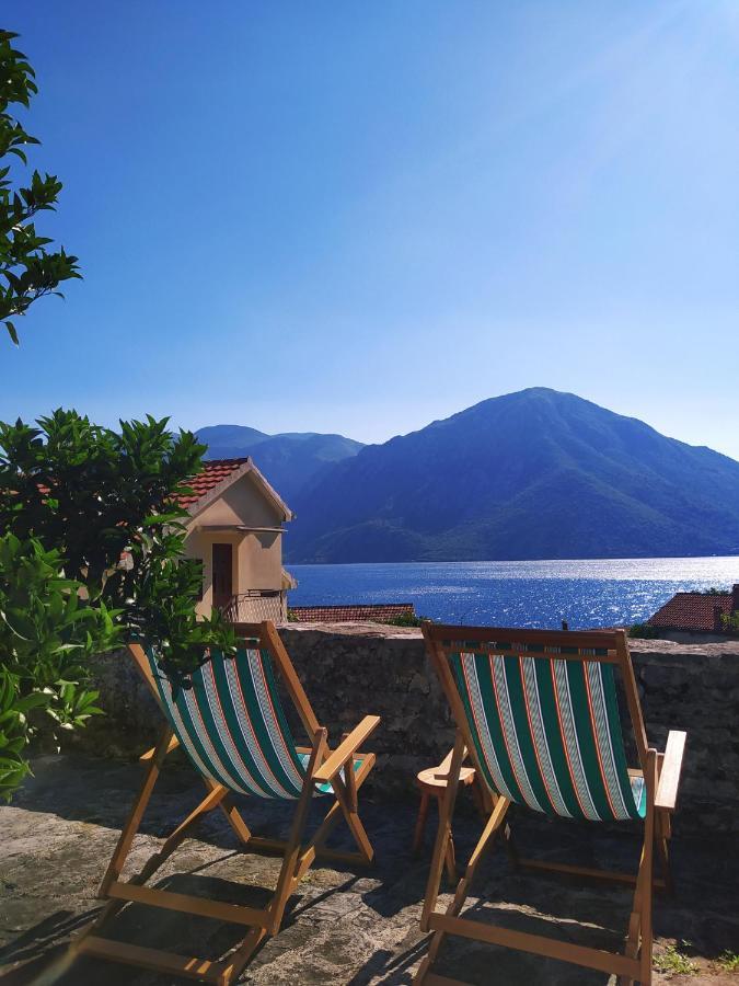 Guest House Maza Kotor Luaran gambar