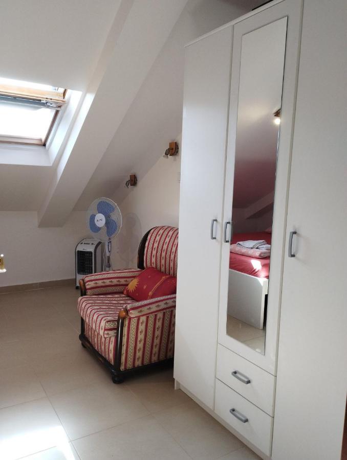 Guest House Maza Kotor Luaran gambar