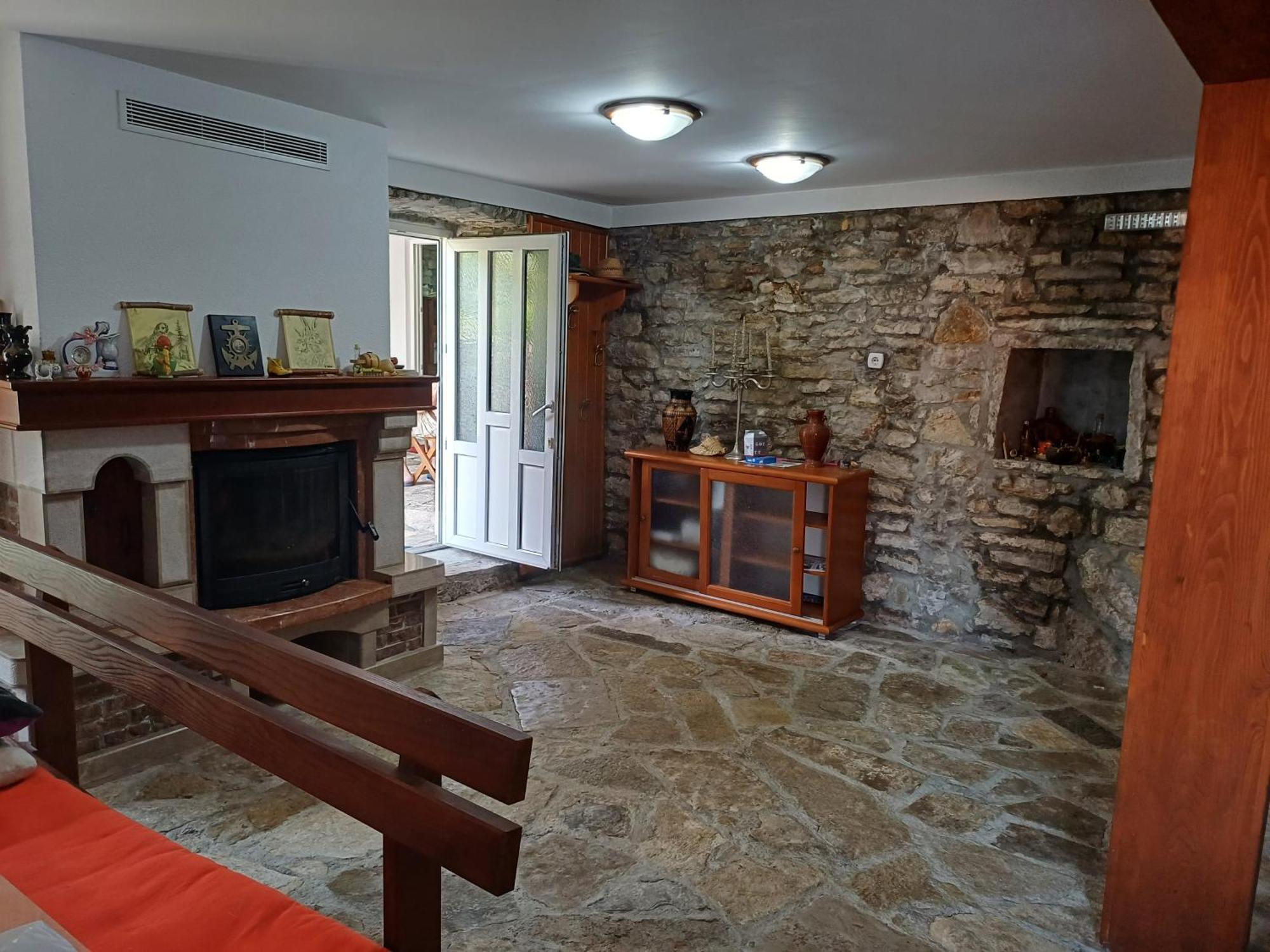 Guest House Maza Kotor Luaran gambar