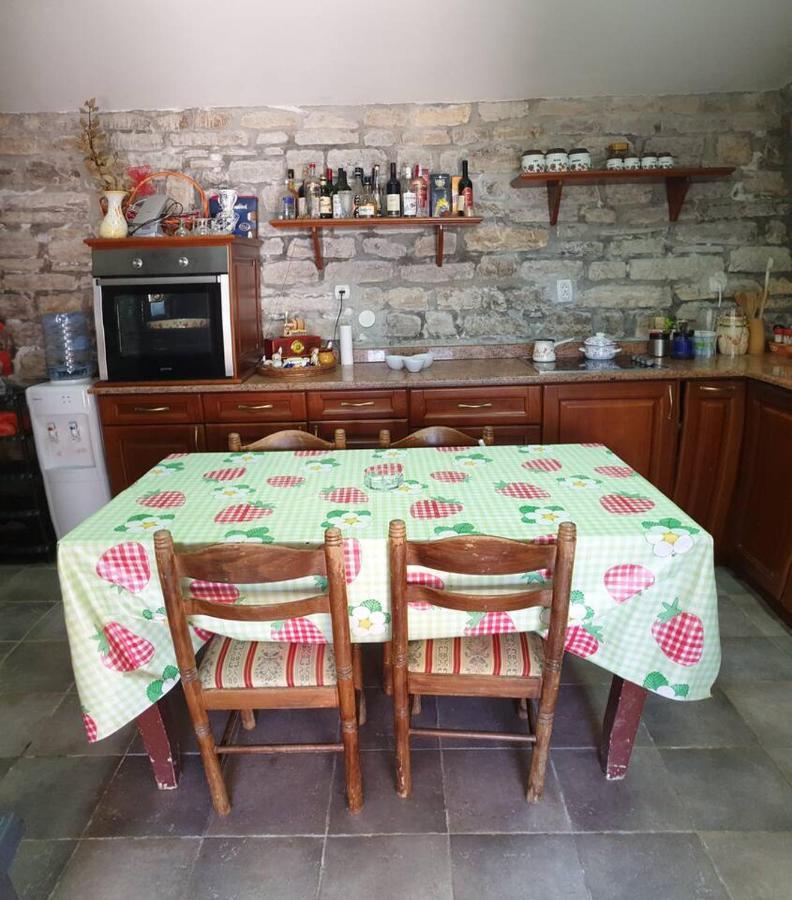 Guest House Maza Kotor Luaran gambar